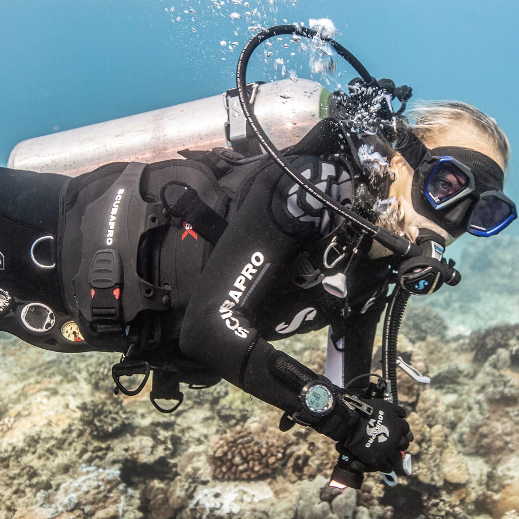 Scuba diver in a Scubapro Hydros X wetsuit