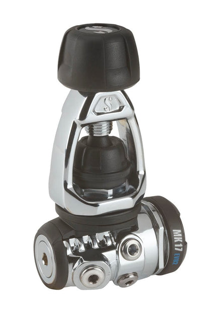 Scubapro MK17 EVO YOKE4 first stage regulator